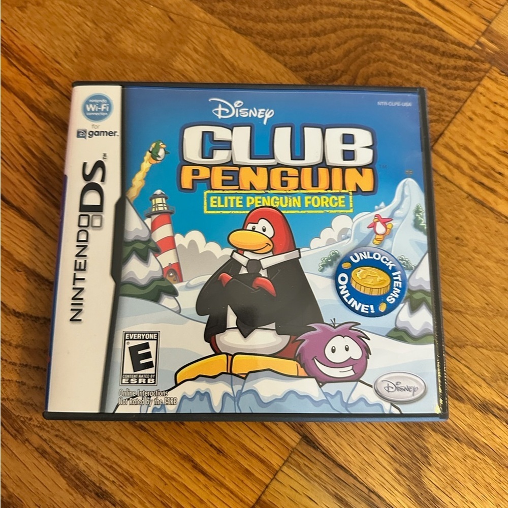Disney Club Penguin Elite Penguin Force DS Game - Black and Blue